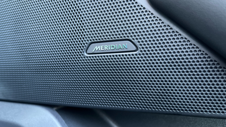 Land Rover Range Rover Velar 2.0 D200 MHEV Dynamic HSE 5dr Auto Diesel Estate